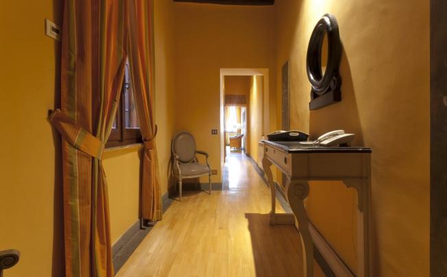 Фото отеля Manfredi Apartments - Marco Aurelio Suite