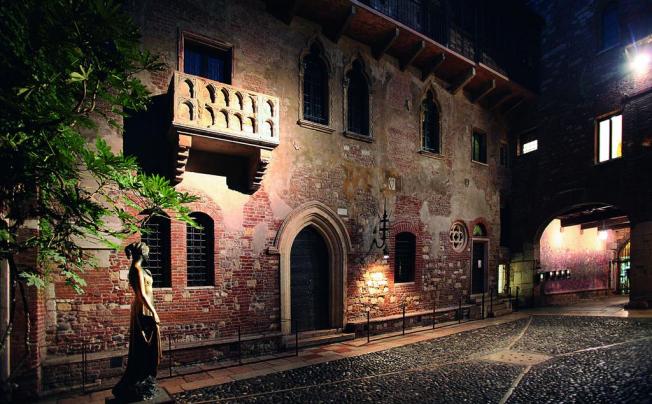 Фото отеля RELAIS DE CHARME IL SOGNO DI GIULIETTA 
