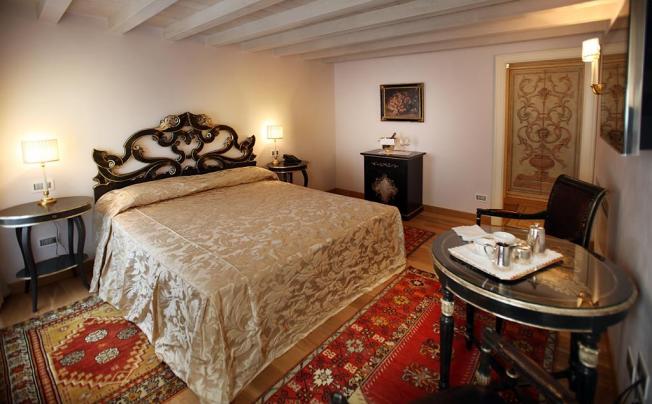 Фото отеля RELAIS DE CHARME IL SOGNO DI GIULIETTA 