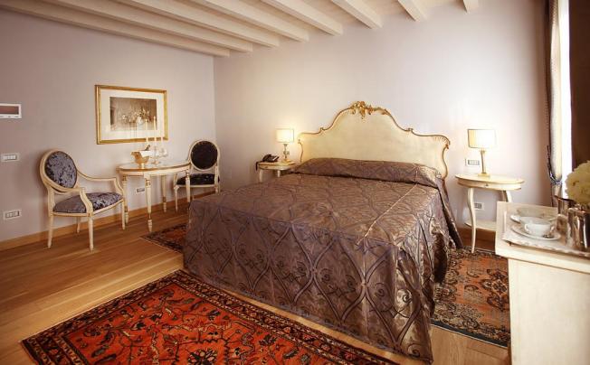 Фото отеля RELAIS DE CHARME IL SOGNO DI GIULIETTA 