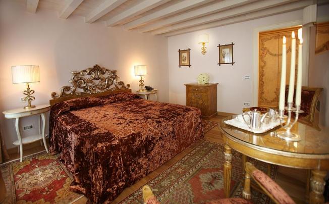 Фото отеля RELAIS DE CHARME IL SOGNO DI GIULIETTA 