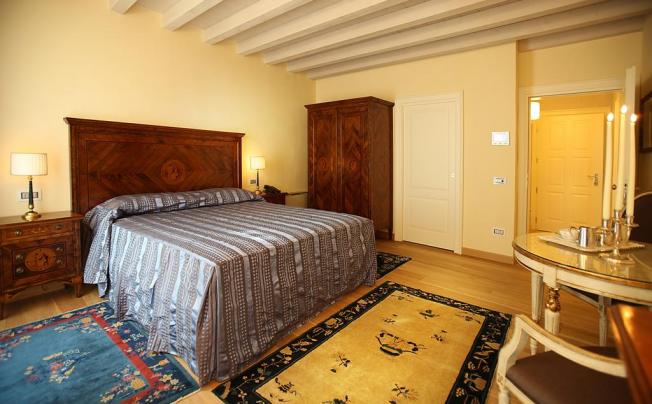 Фото отеля RELAIS DE CHARME IL SOGNO DI GIULIETTA 
