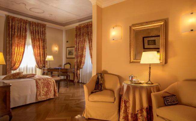 Фото отеля Hotel Canada