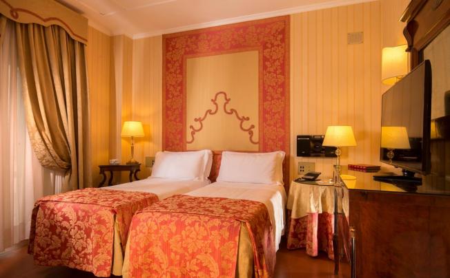 Фото отеля Hotel Canada