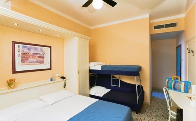 Фото отеля Hotel king