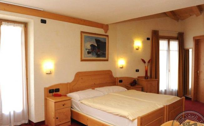 Фото отеля Helvetia Hotel