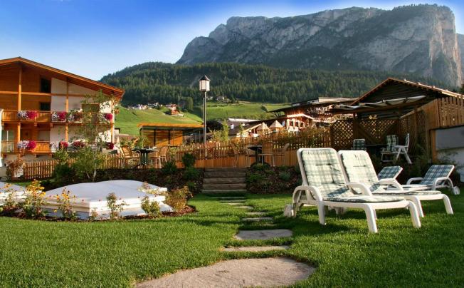 Фото отеля Des Alpes Hotel