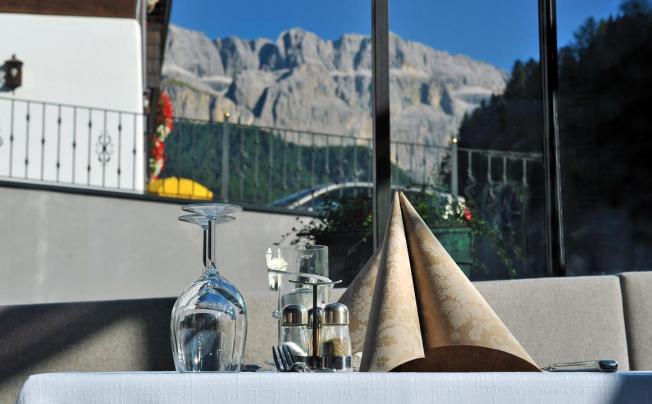 Фото отеля Des Alpes Hotel