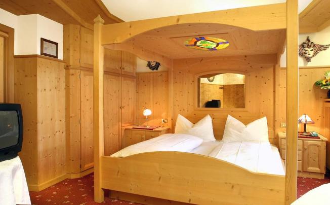 Фото отеля Des Alpes Hotel