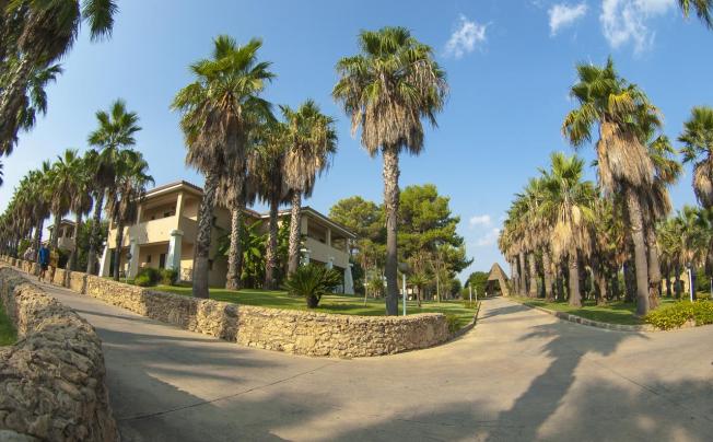 Фото отеля Futura Baia Degli Dei