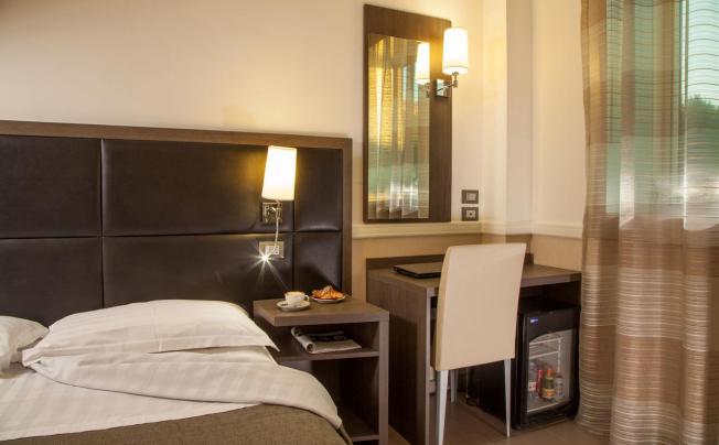Фото отеля Artis Hotel