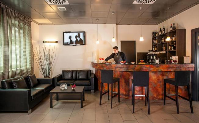 Фото отеля Artis Hotel