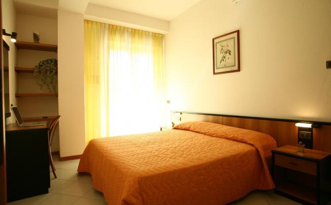 Фото отеля RESIDENCE ANGELI APARTMENT