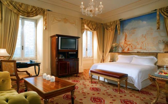Фото отеля The St. Regis Grand Hotel
