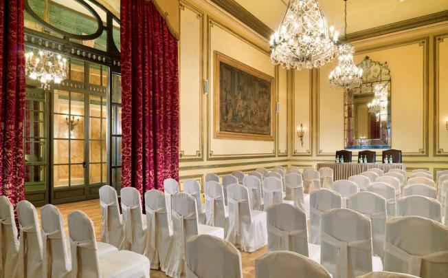 Фото отеля The St. Regis Grand Hotel