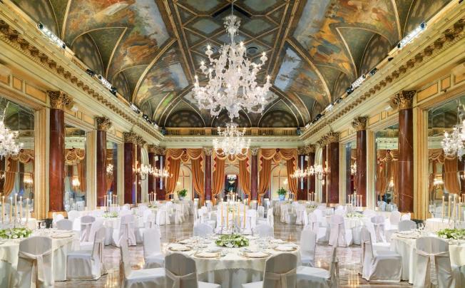 Фото отеля The St. Regis Grand Hotel