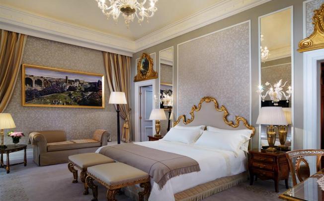Фото отеля The St. Regis Grand Hotel