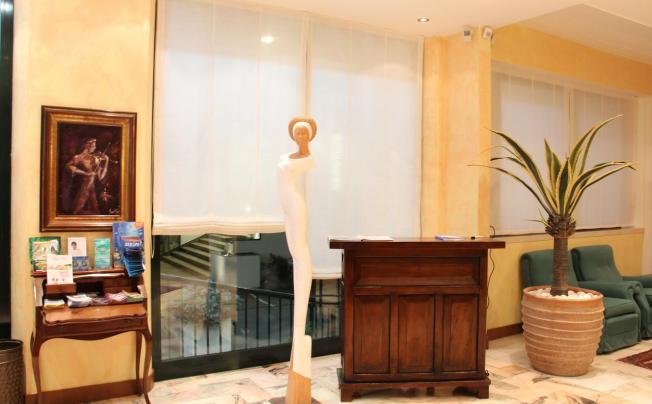 Фото отеля Ruhl Beach Hotel & Suites