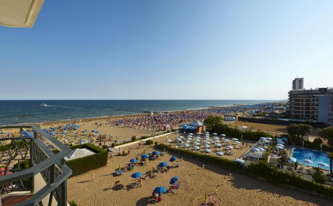 Фото отеля Ruhl Beach Hotel & Suites