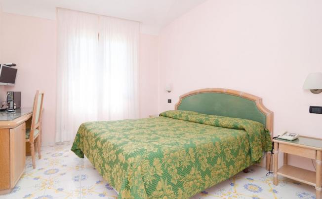 Фото отеля ST. RAPHAEL MARONTI BEACH