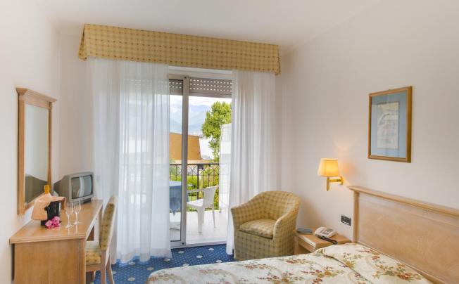 Фото отеля Hotel lido la perla nera