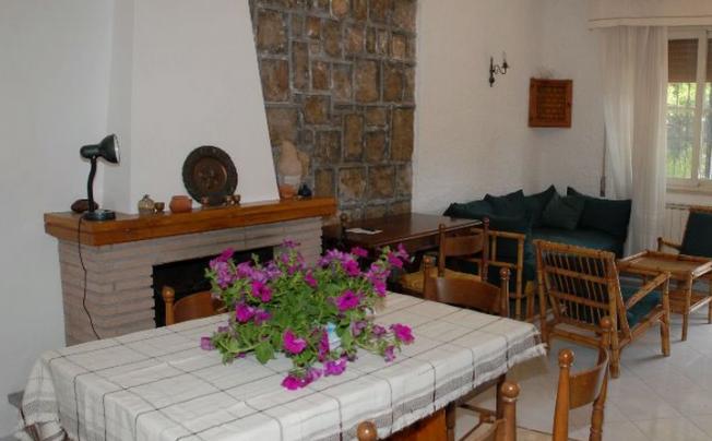 Фото отеля Villa domus mea apartment