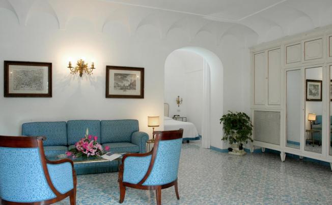 Фото отеля A' Pazziella Hotel