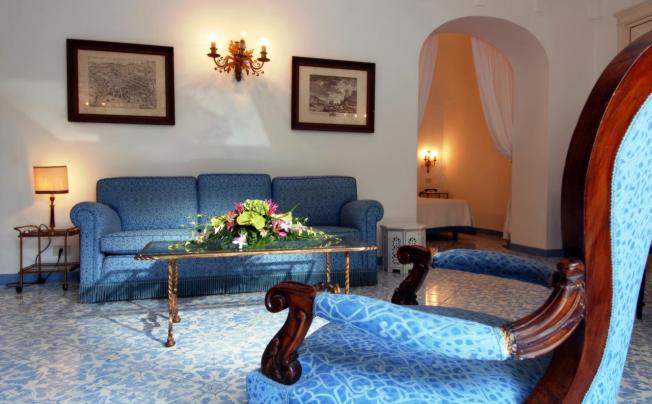 Фото отеля A' Pazziella Hotel