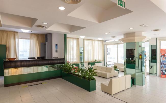 Фото отеля Confort Hotel