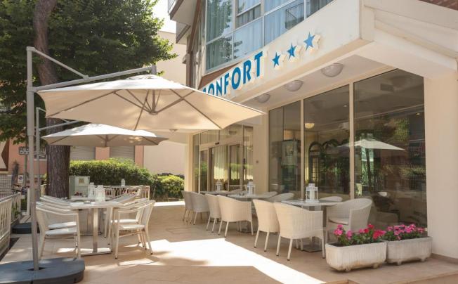Фото отеля Confort Hotel