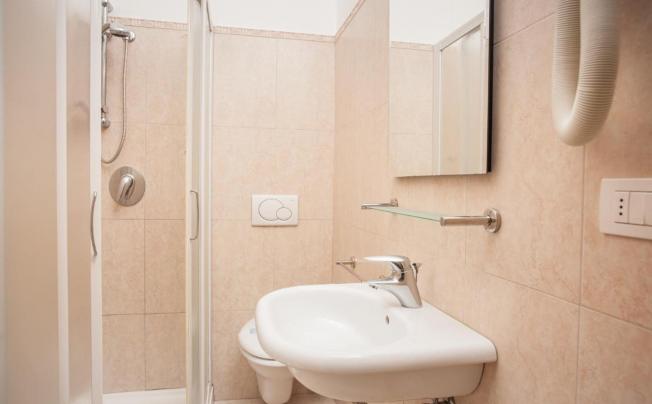 Фото отеля Confort Hotel