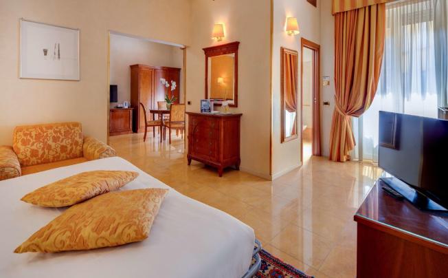 Фото отеля Best Western Plus Hotel Galles