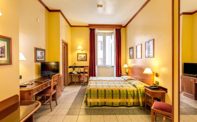 Фото отеля HOTEL MILANI