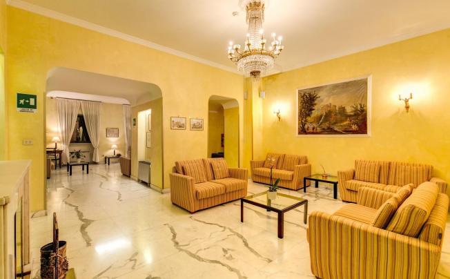 Фото отеля HOTEL MILANI