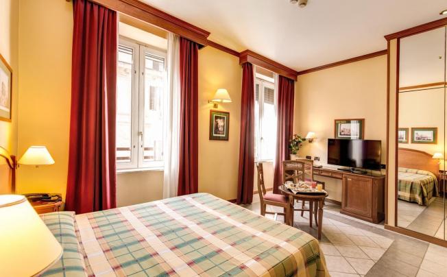 Фото отеля HOTEL MILANI