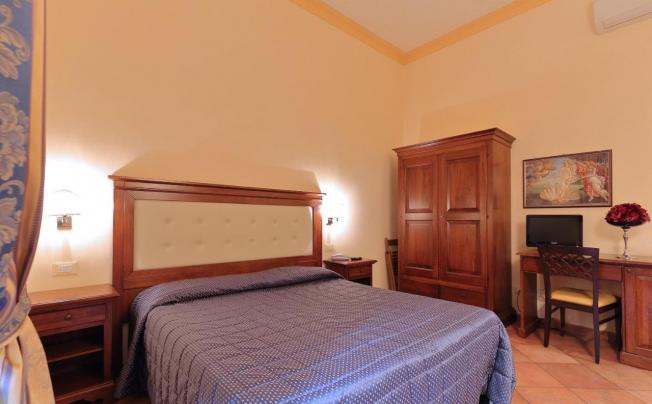Фото отеля Cimabue Hotel