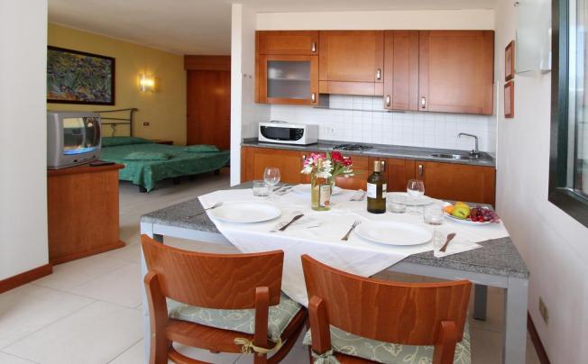 Фото отеля Eurobeach Residence