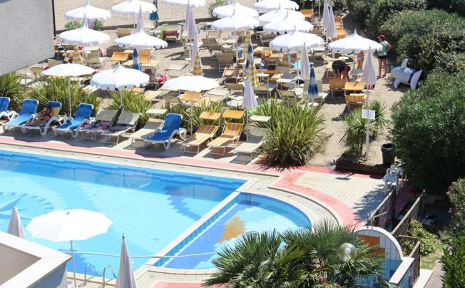 Фото отеля Eurobeach Residence