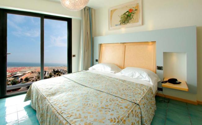 Фото отеля Club House Hotel