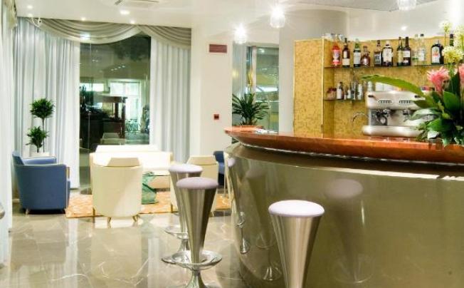 Фото отеля Club House Hotel