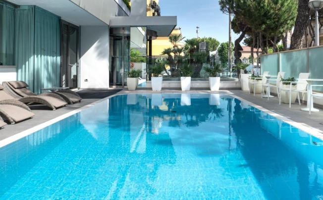 Фото отеля Club House Hotel