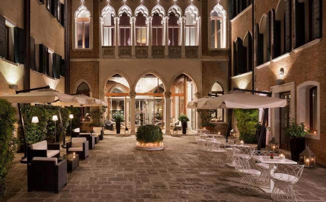 Фото отеля Sina Centurion Palace Hotel