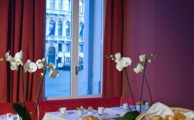 Фото отеля Sina Centurion Palace Hotel