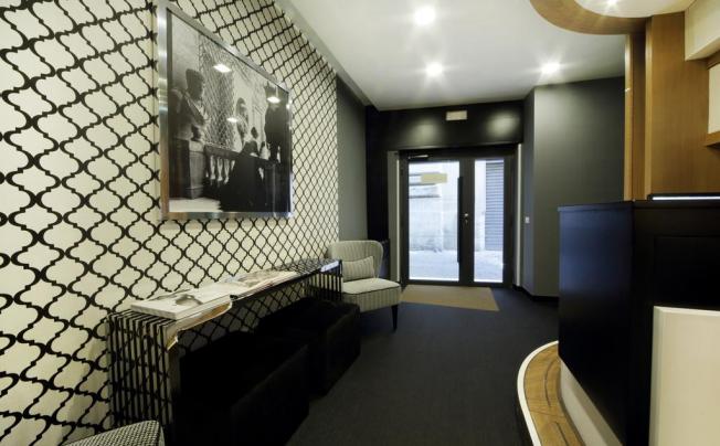 Фото отеля The Telegraph Suites