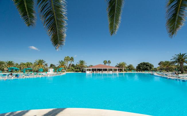Фото отеля Club Hotel Marina Beach