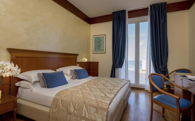 Фото отеля Bellevue Hotel Rimini