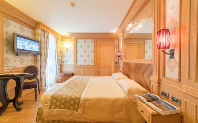 Фото отеля Cristal Palace Hotel