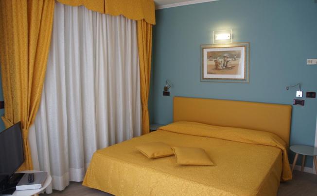 Фото отеля Hotel ermitage
