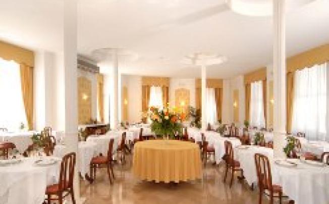 Фото отеля EUROPA HOTEL SAN REMO