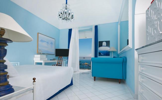 Фото отеля Bellevue Syrene Hotel